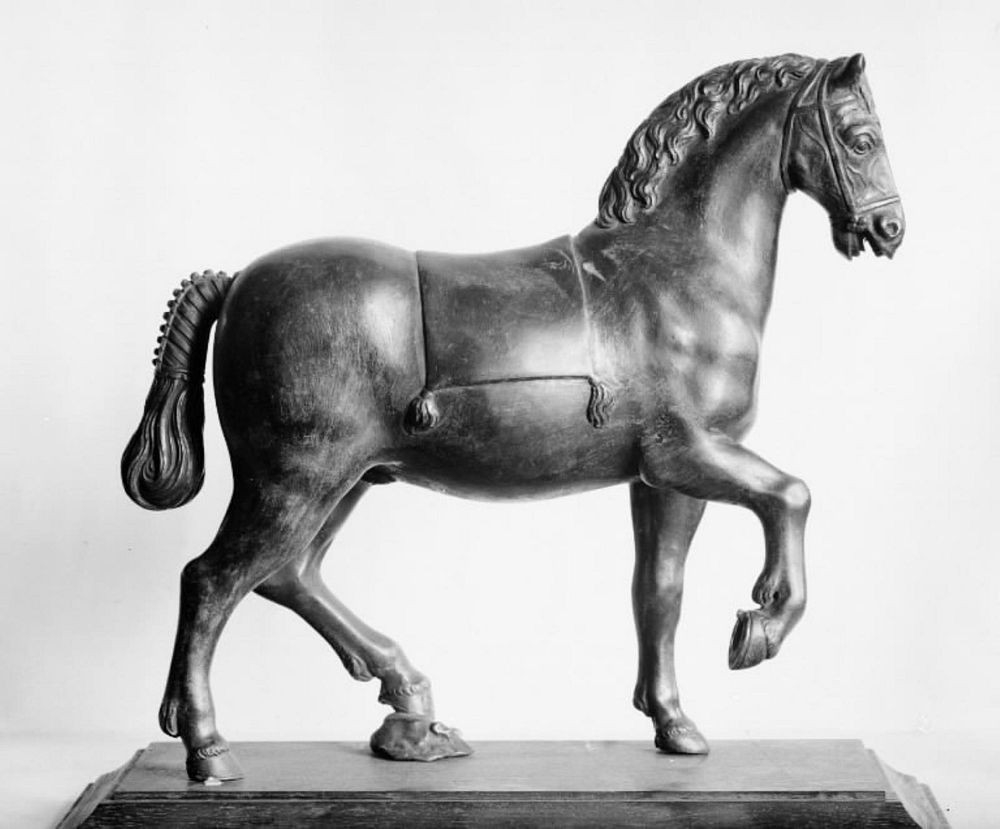 Racing Horse   by unknown