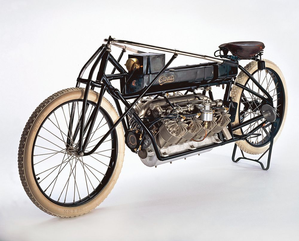 Motorcycle, Curtiss V-8