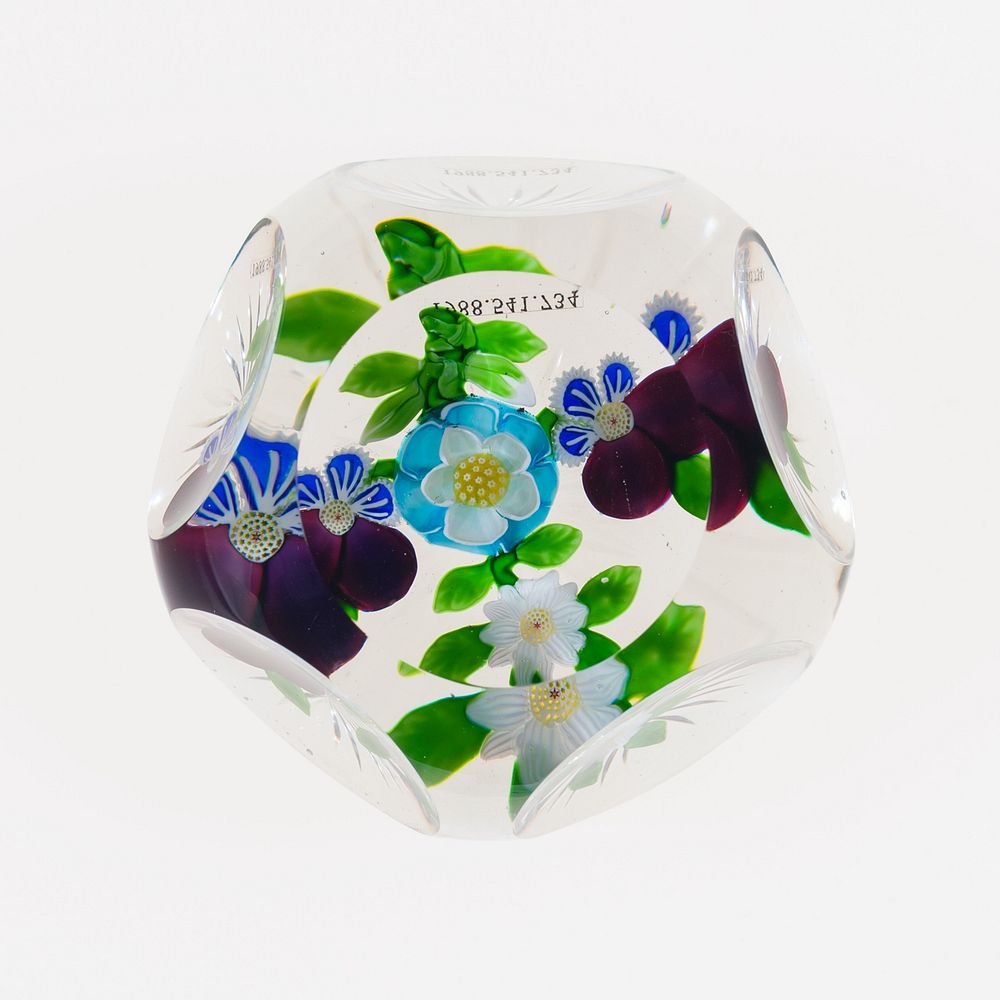 Paperweight by Baccarat Glassworks