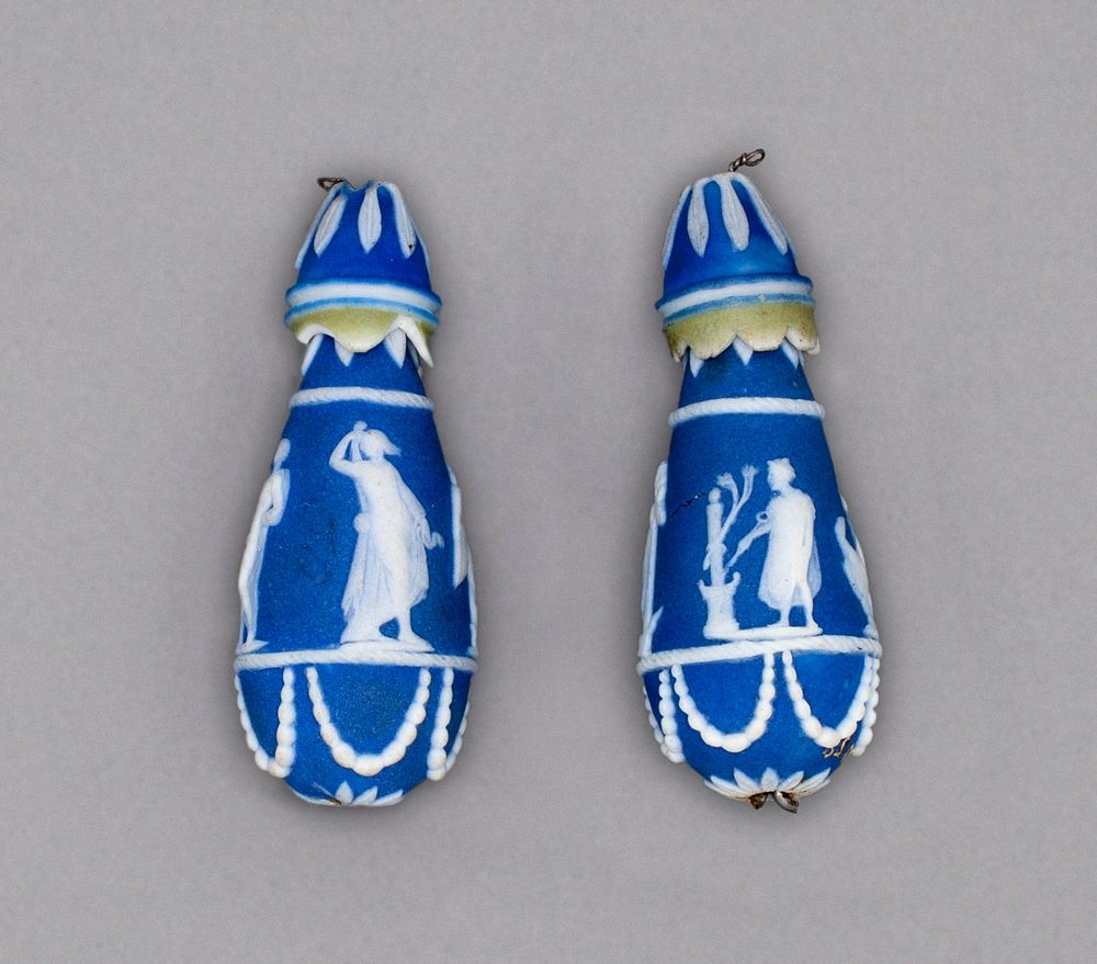 Ear Drops by Wedgwood Manufactory (Manufacturer)