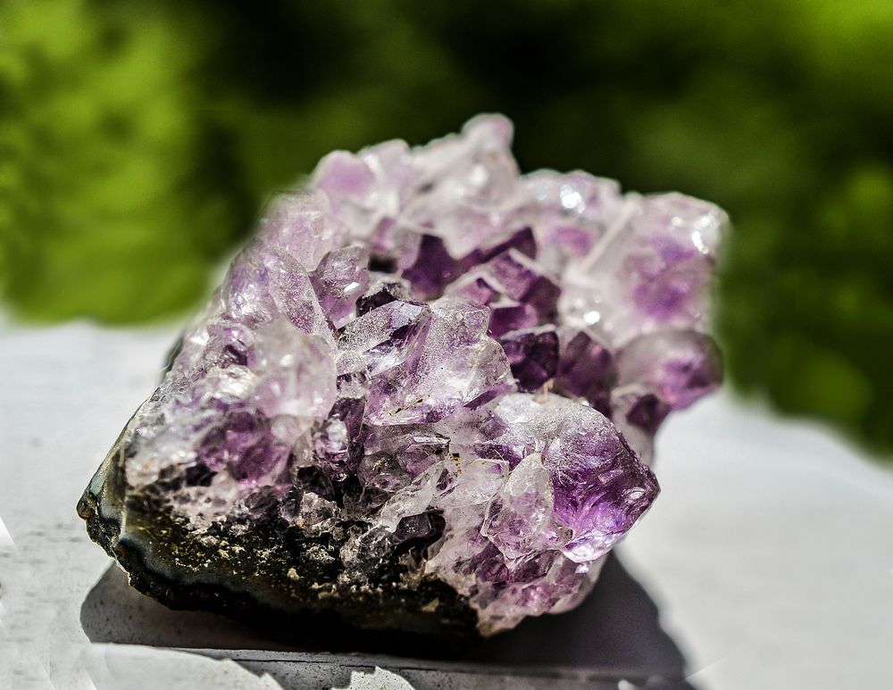 Amethyst rough crystal close up. Free public domain CC0 image.