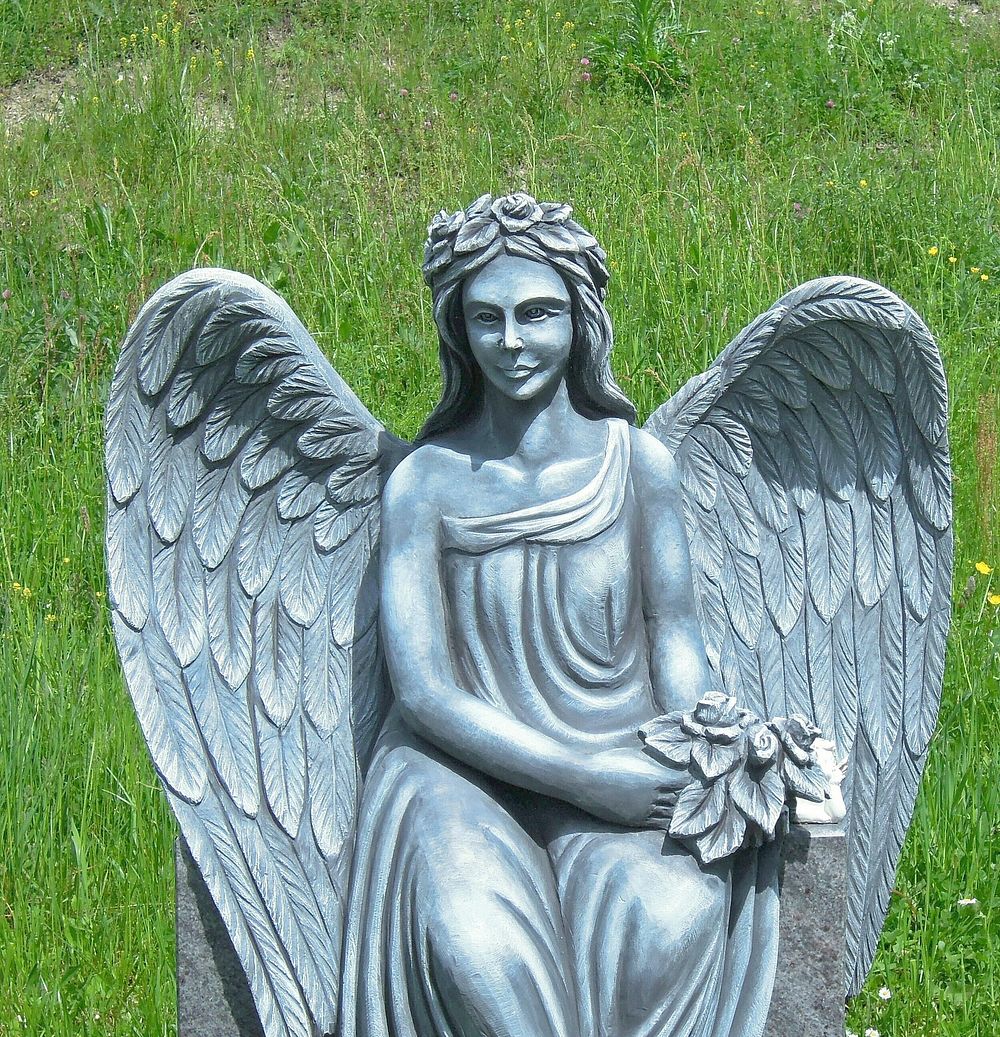 Angel statue. Free public domain CC0 photo.