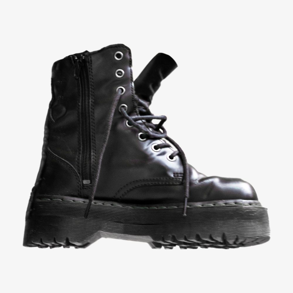 Combat boot isolated design | Premium Photo - rawpixel