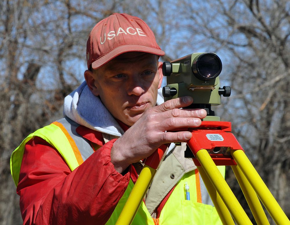 USACE engineer surveys heights in Valley City, N.D.,
