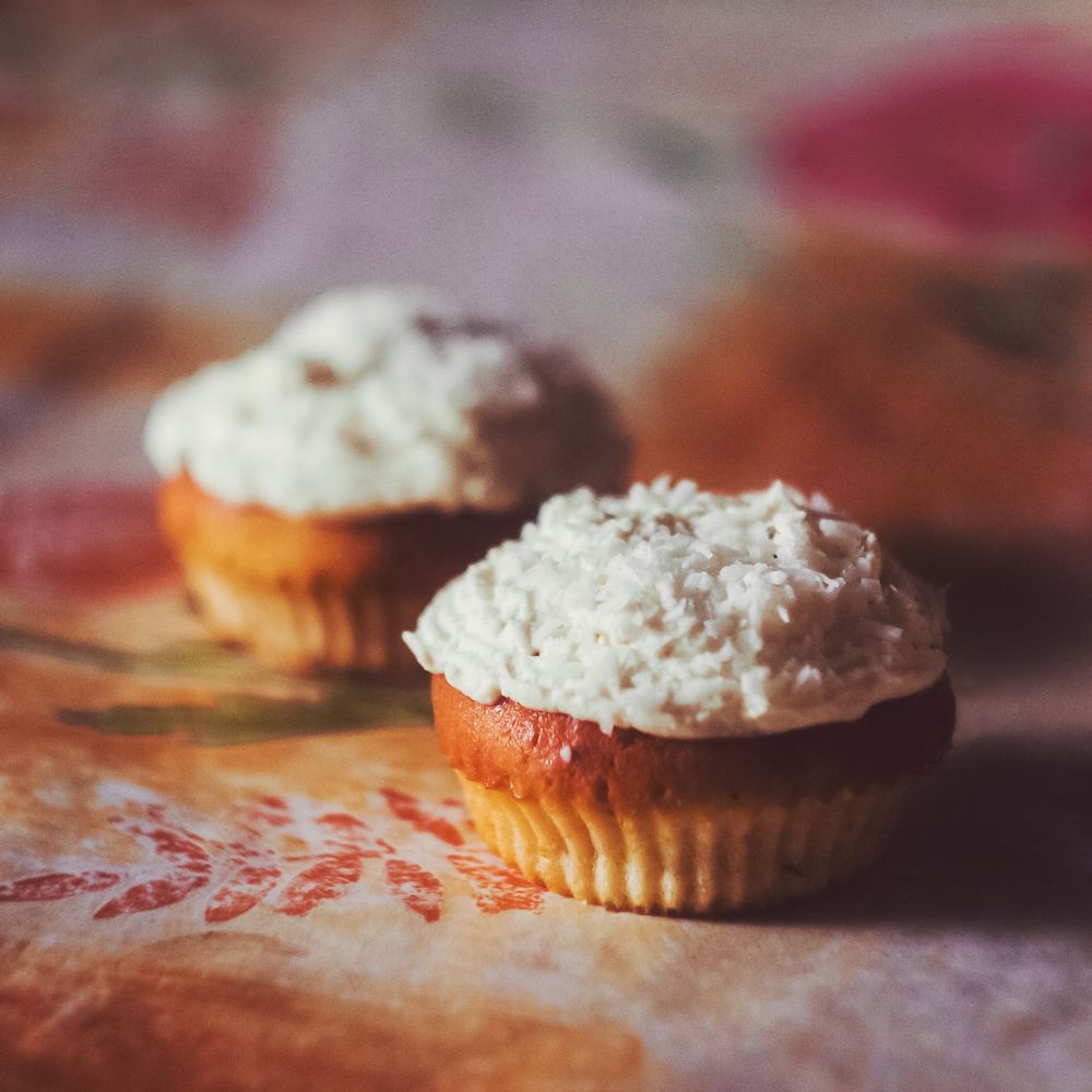 Cupcakes. Free public domain CC0 photo.