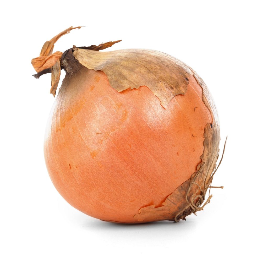 Fresh onion. Free public domain CC0 image