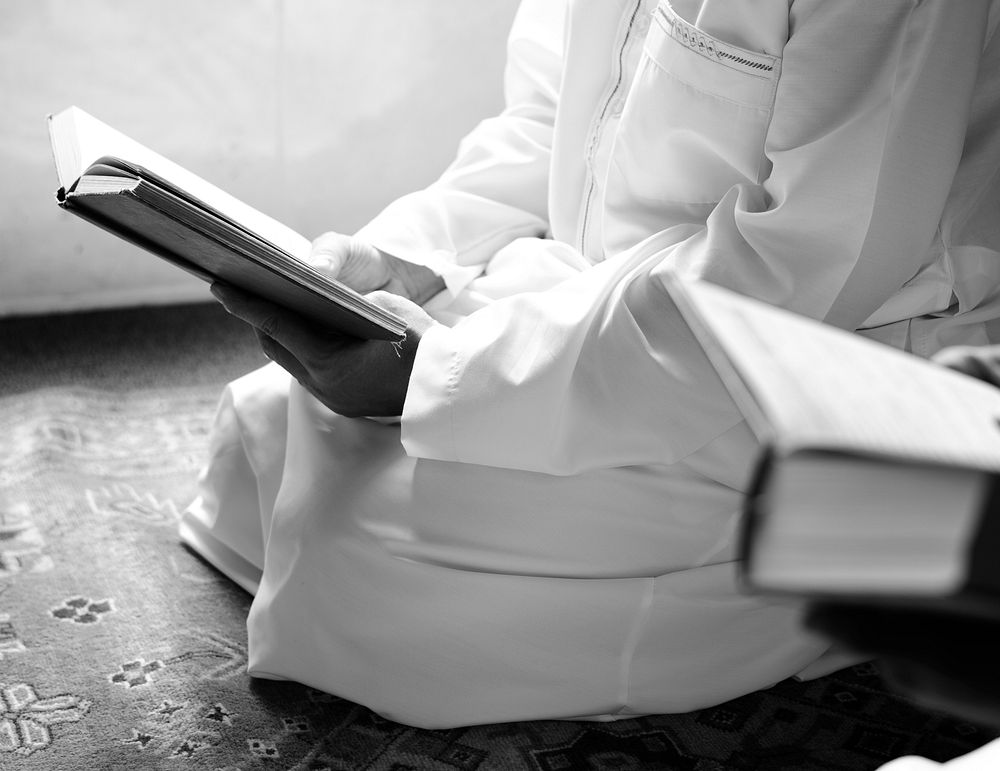 Muslims reading from the quran