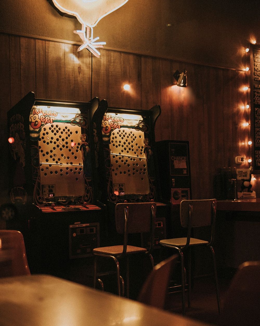 Reatro arcade games at a bar