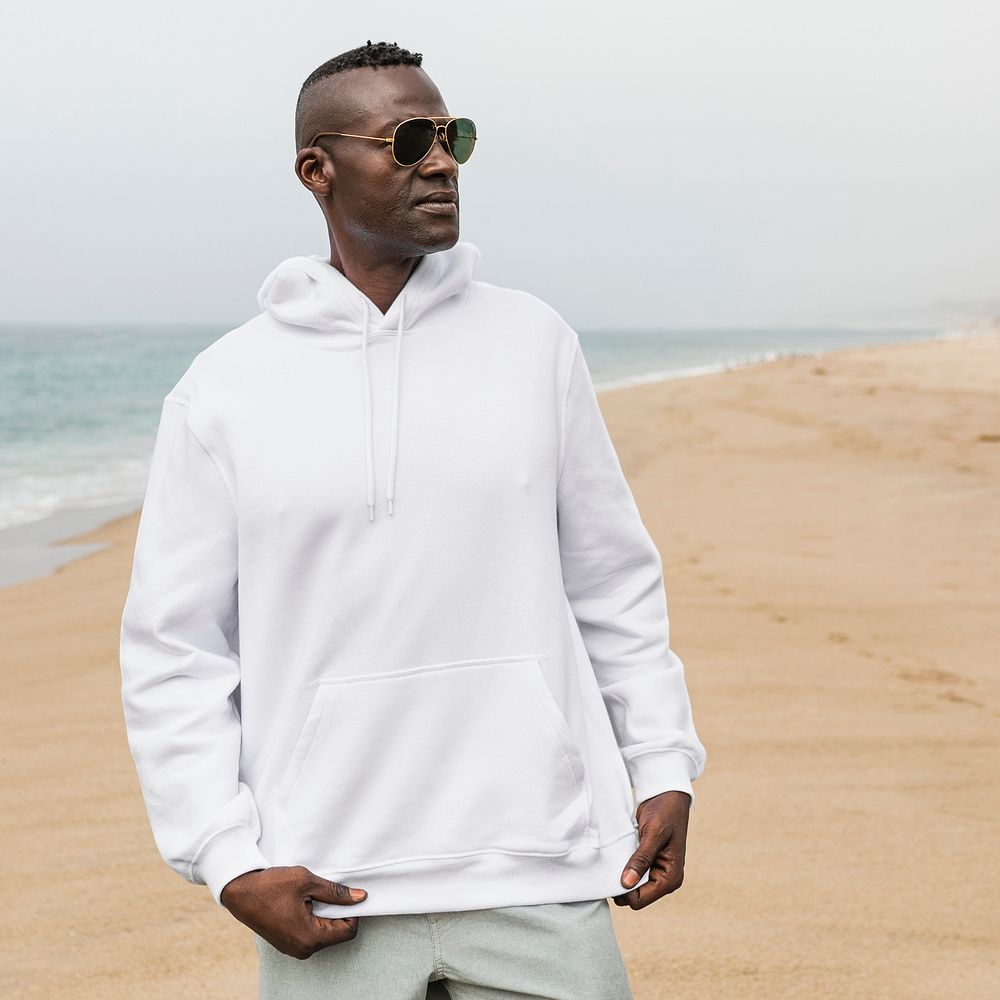 Men&rsquo;s whit hoodie psd mockup beach apparel photoshoot