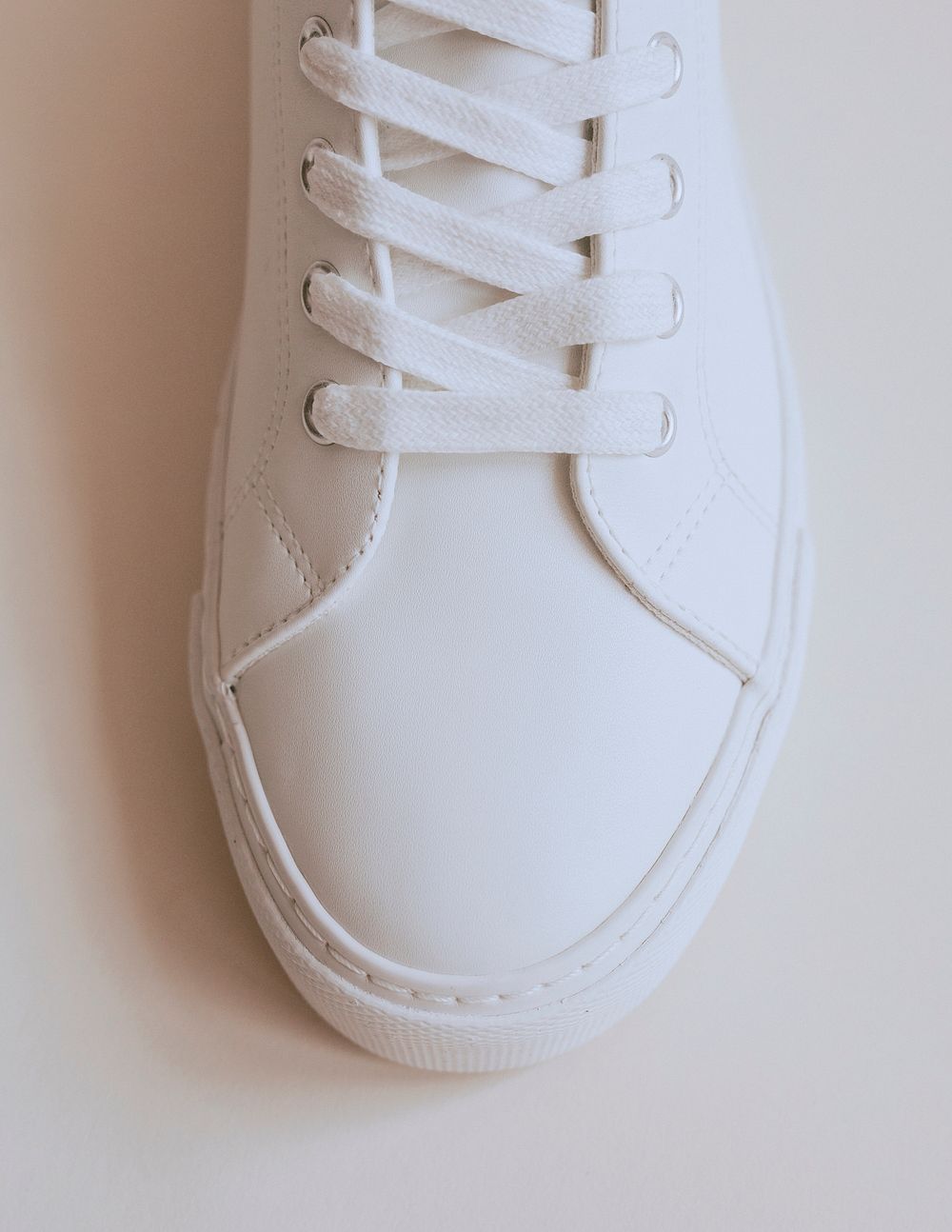 White leather sneakers unisex shoes