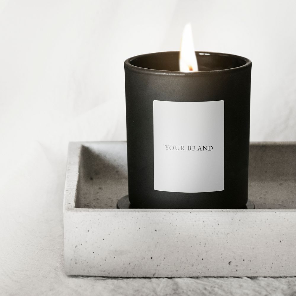 Home decor scented candle psd on gray tray