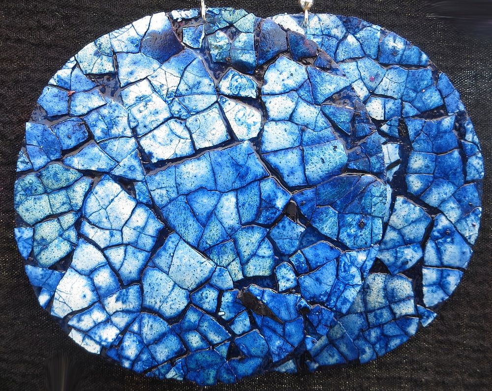 Blue cracked-eggshell texture.