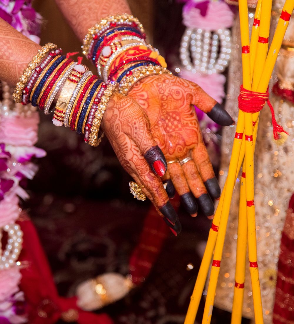 Henna on indian bride's hand. Free public domain CC0 photo.