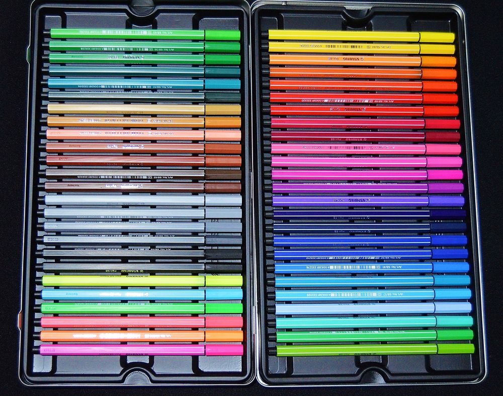 Coloring pencils. Free public domain CC0 image.