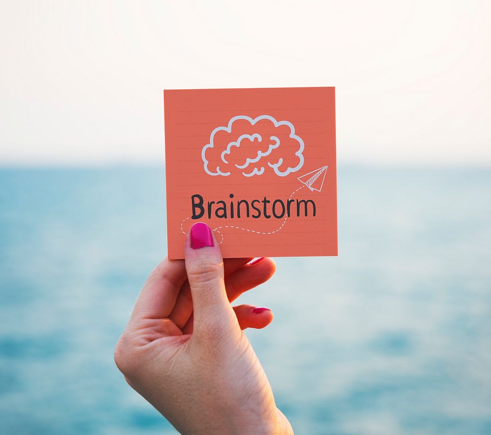 Text Brainstorm on a memo paper