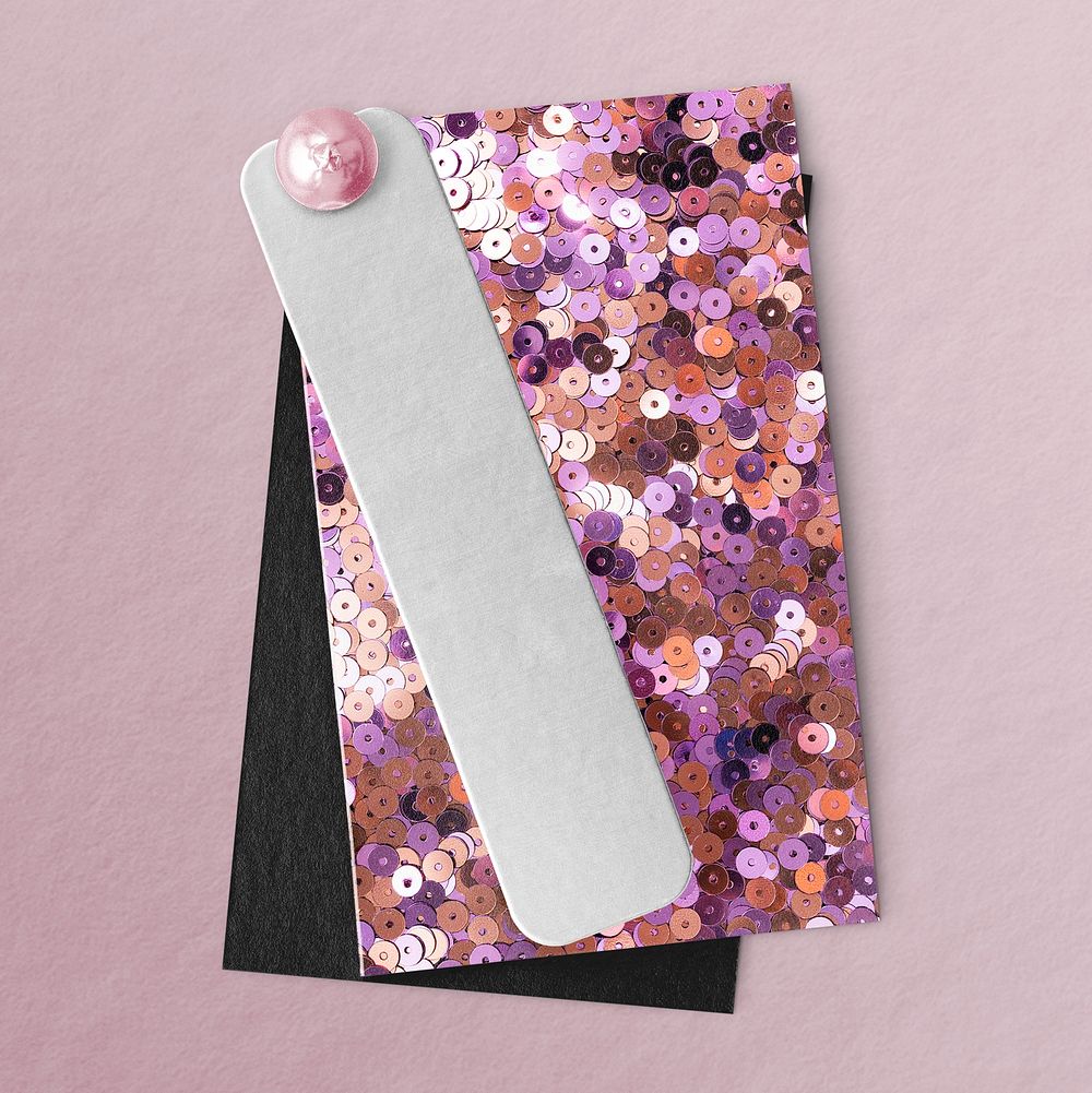 Valentine&rsquo;s day blank note with pink glittery sequin texture