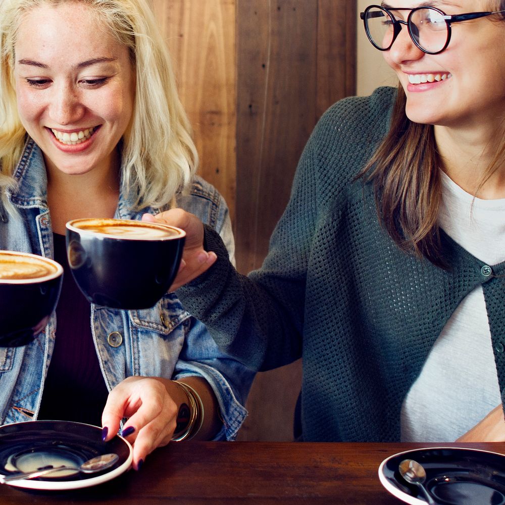 Friends Meeting Happiness Coffee Shop | Premium Photo - rawpixel