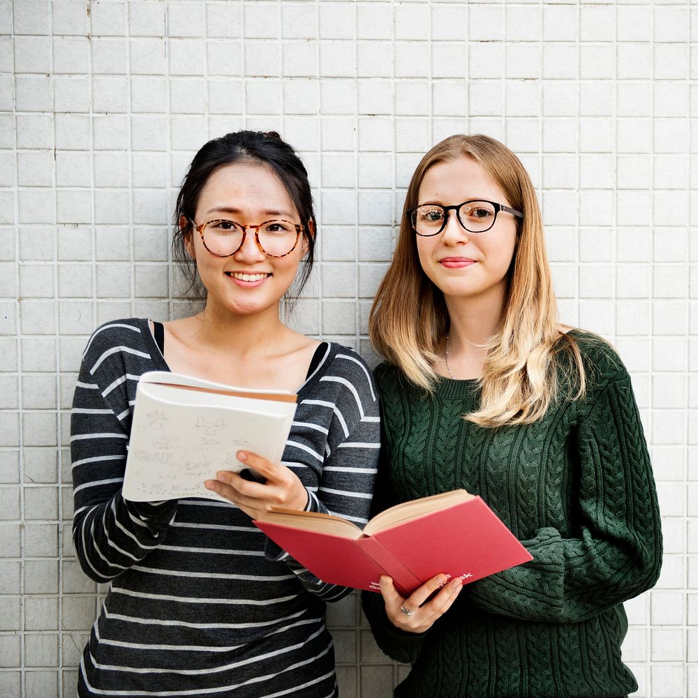 Women Talking Friendship Studying Brainstorming Concept