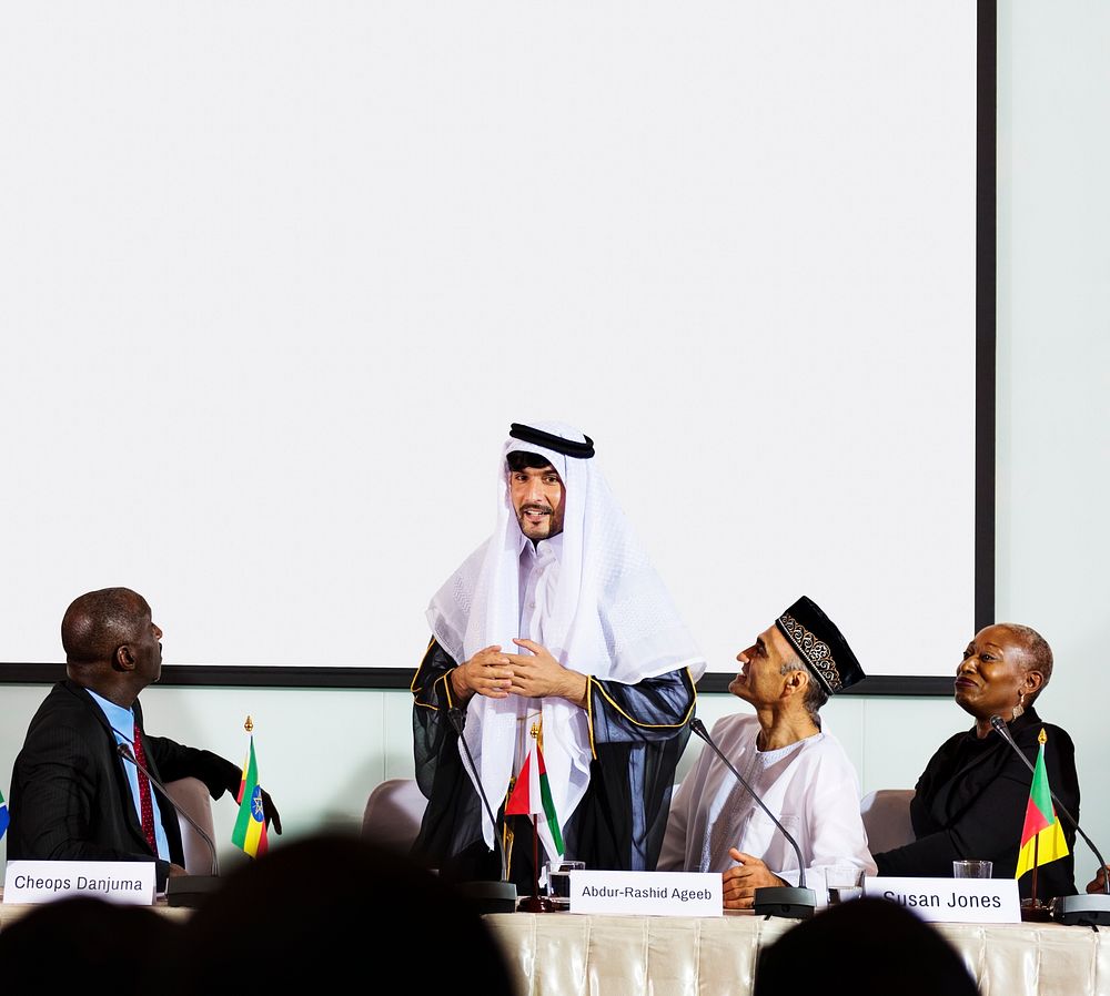Arabian Explaining Speaker Presentation Conference Partnership