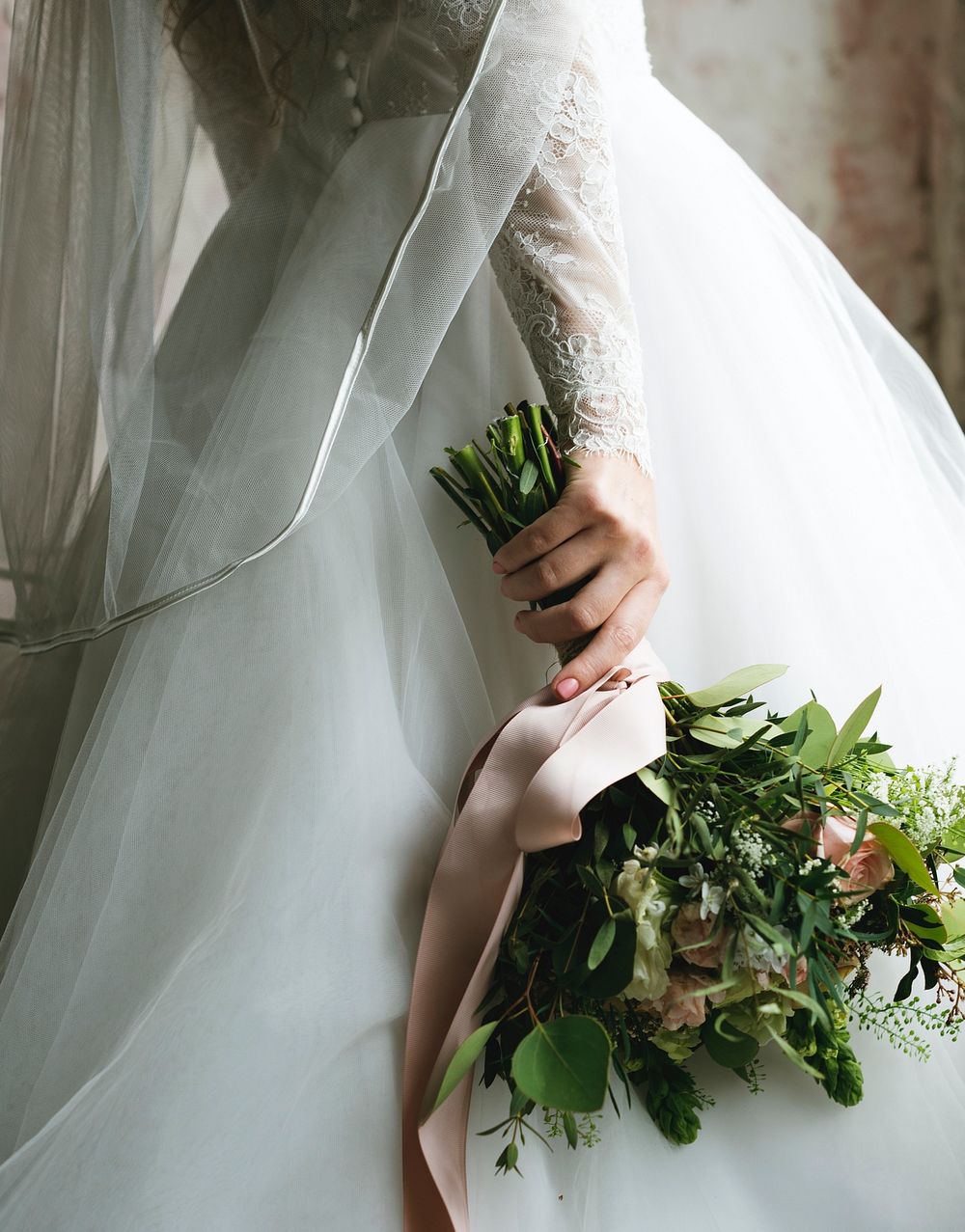 Closeup of a bride's bouquet of flowers