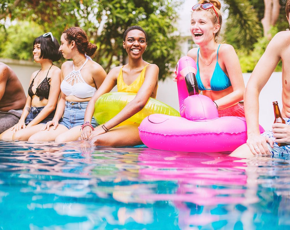 Group of hipster friends cheerful at summer holiday