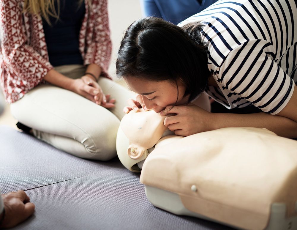 CPR first aid training class