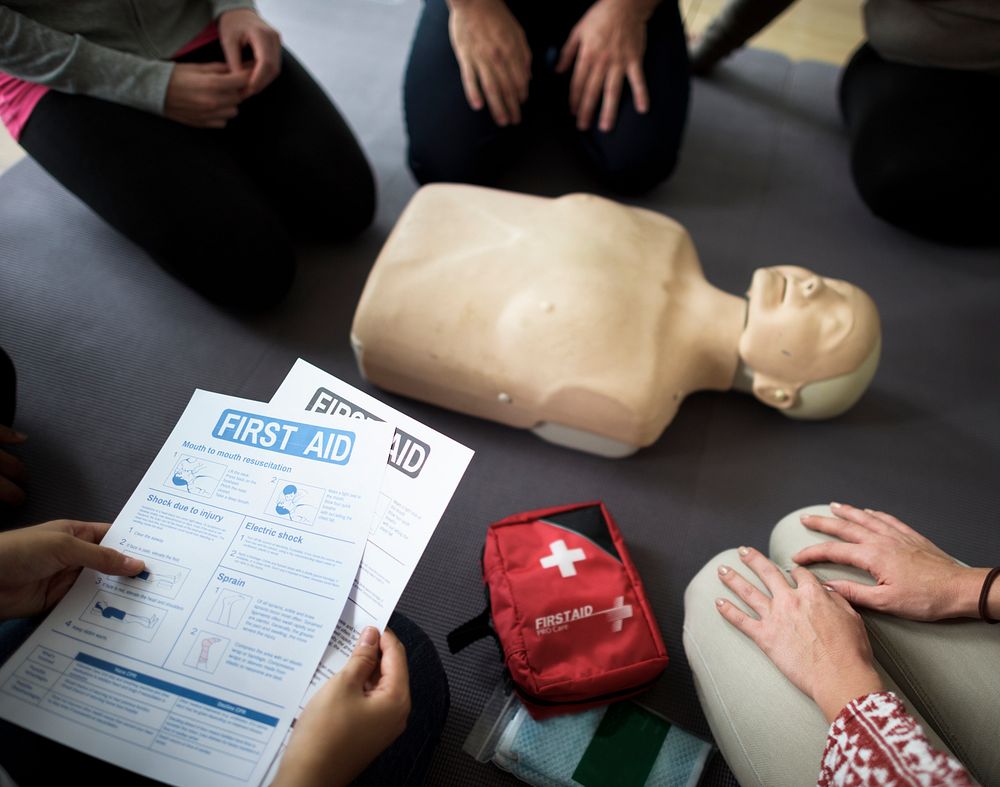 CPR first aid training class