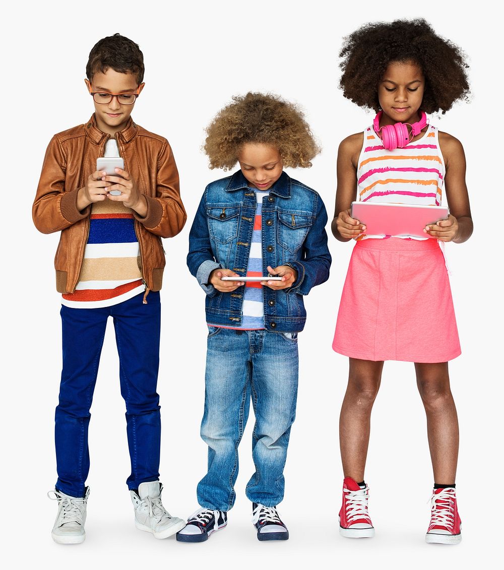 Kids playing on mobile devices