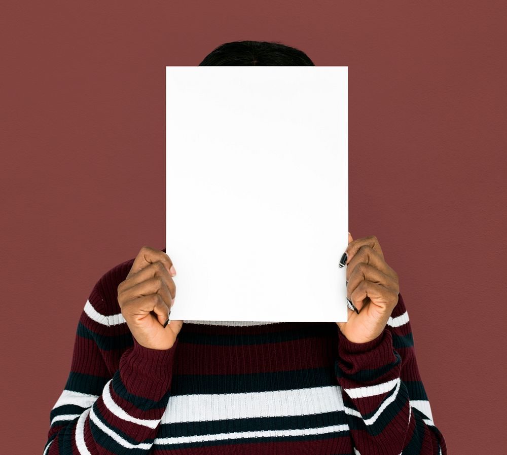 African descent woman is holding blank paper