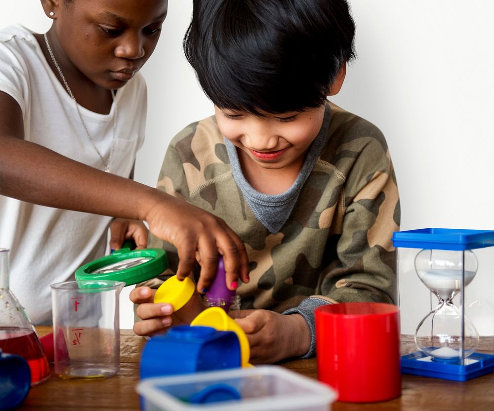 Students studying scientific experiment research