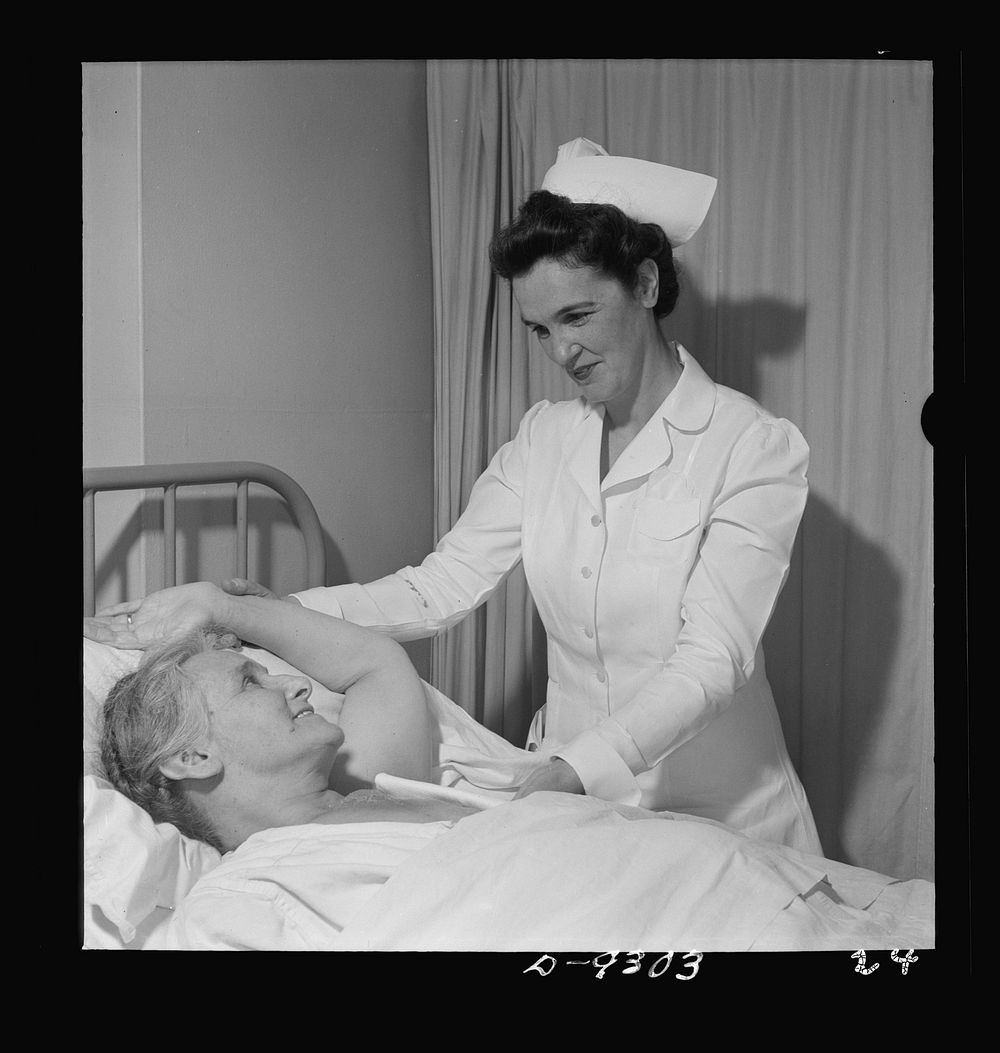 Nurse training. Post-operative care of patients is part of every nurse's responsibility. This nurse is showing a patient…