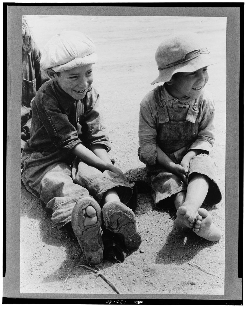 Children, Spanish-American, Penasco, New Mexico by Russell Lee