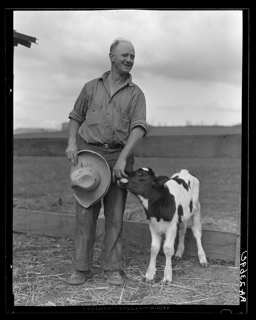 Rural Rehabilitation Administration client. Hayward, California. Sourced from the Library of Congress.