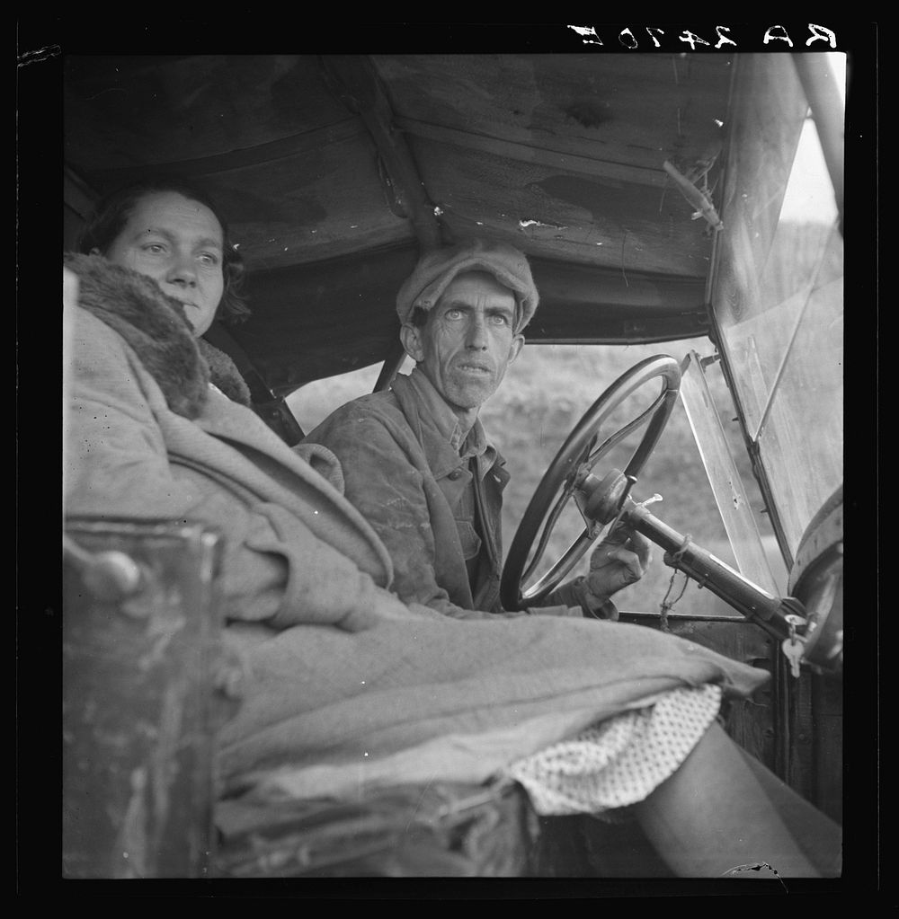Once a Missouri farmer, now a migratory farm laborer on the Pacific Coast. California. Sourced from the Library of Congress.