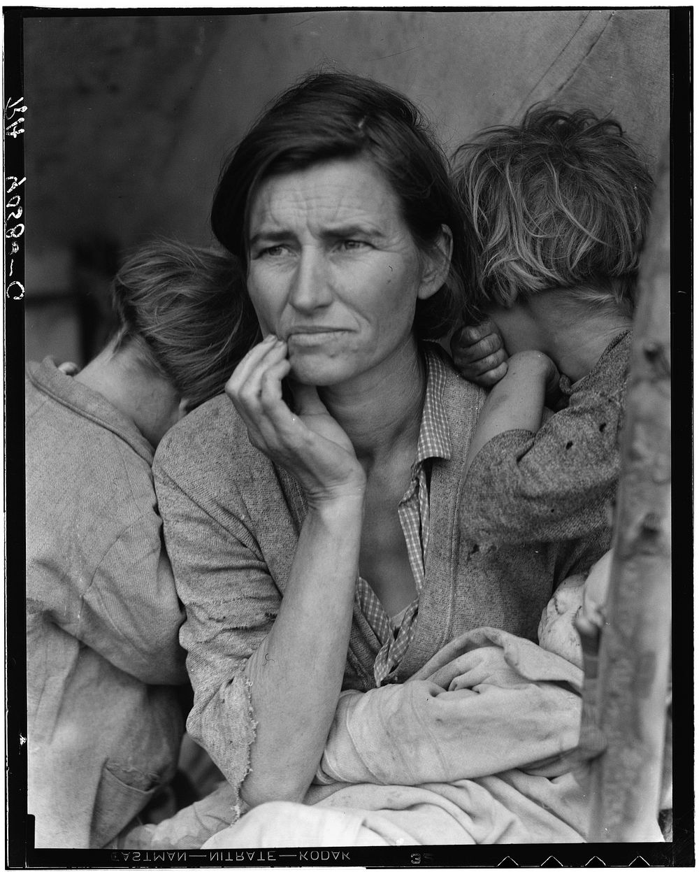 Destitute pea pickers in California. Mother of seven children. Age thirty-two. Nipomo, California by Dorothea Lange