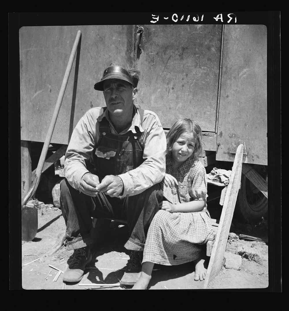 Drought refugees in California migrant camp. Sourced from the Library of Congress.