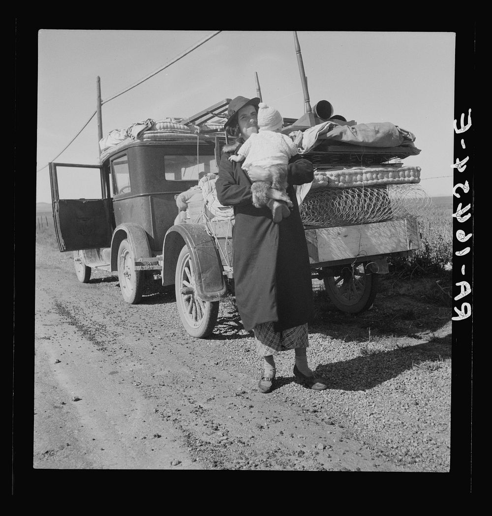 [Untitled image, possibly related to: Missouri family of five, seven months from the drought area. "Broke, baby sick, car…