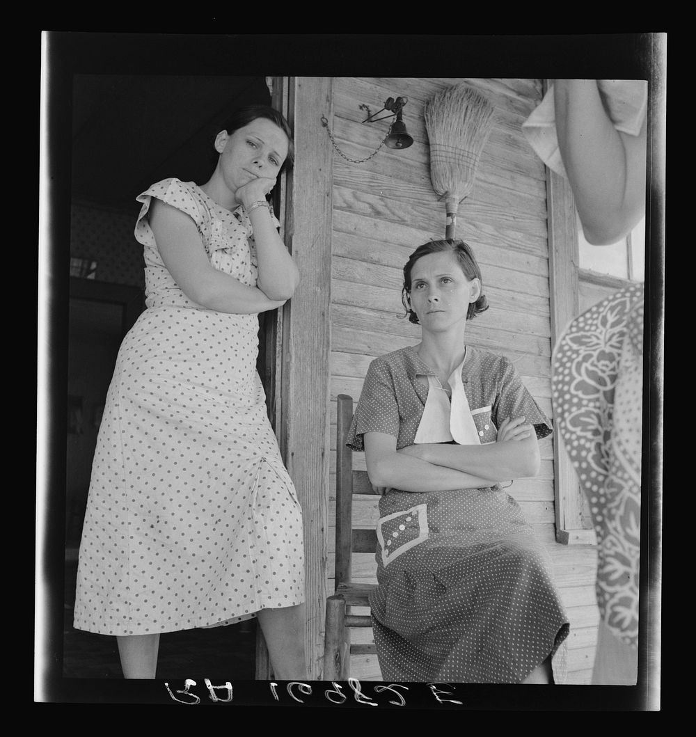 Part of family on relief. Memphis, Texas. Sourced from the Library of Congress.
