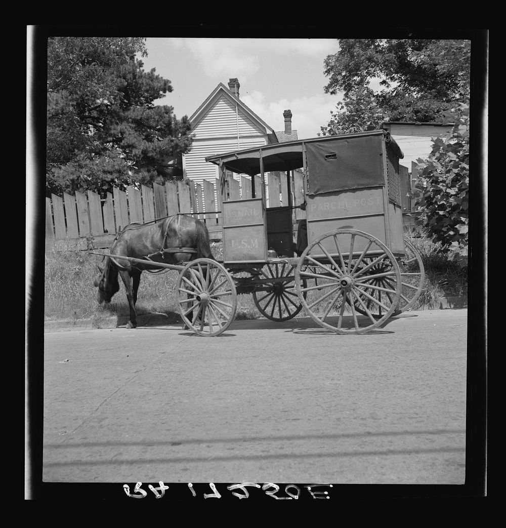 Mail wagon. Marshall, Texas. Sourced from the Library of Congress.