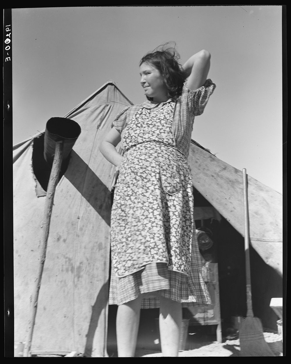 [Untitled photo, possibly related to: Near Calipatria, Imperial Valley, California. In grower's camp for migrant labor on…