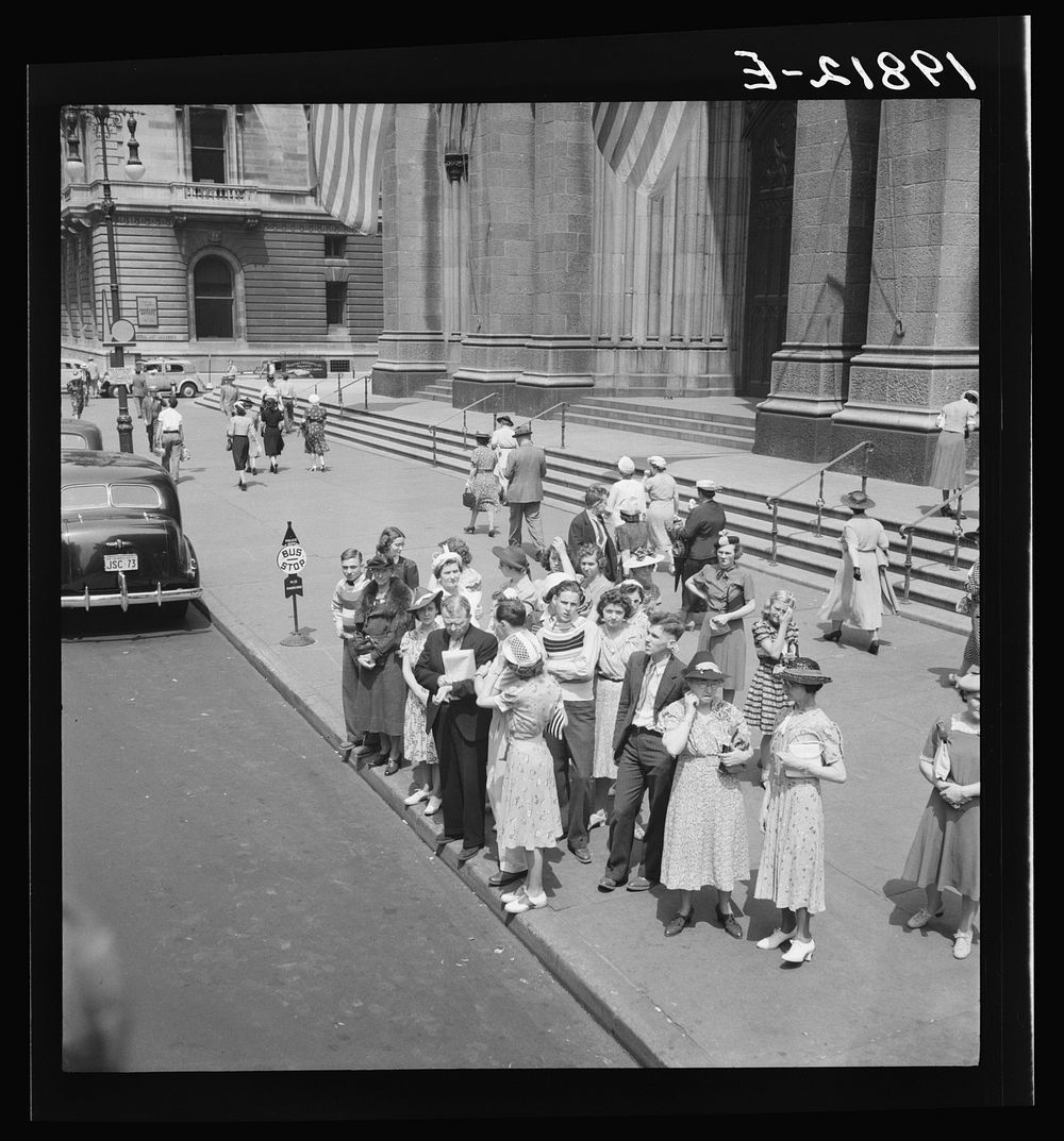 [Untitled photo, possibly related to Fifth Avenue at Saint Patrick's Cathedral. Waiting for an uptown bus. New York City].…