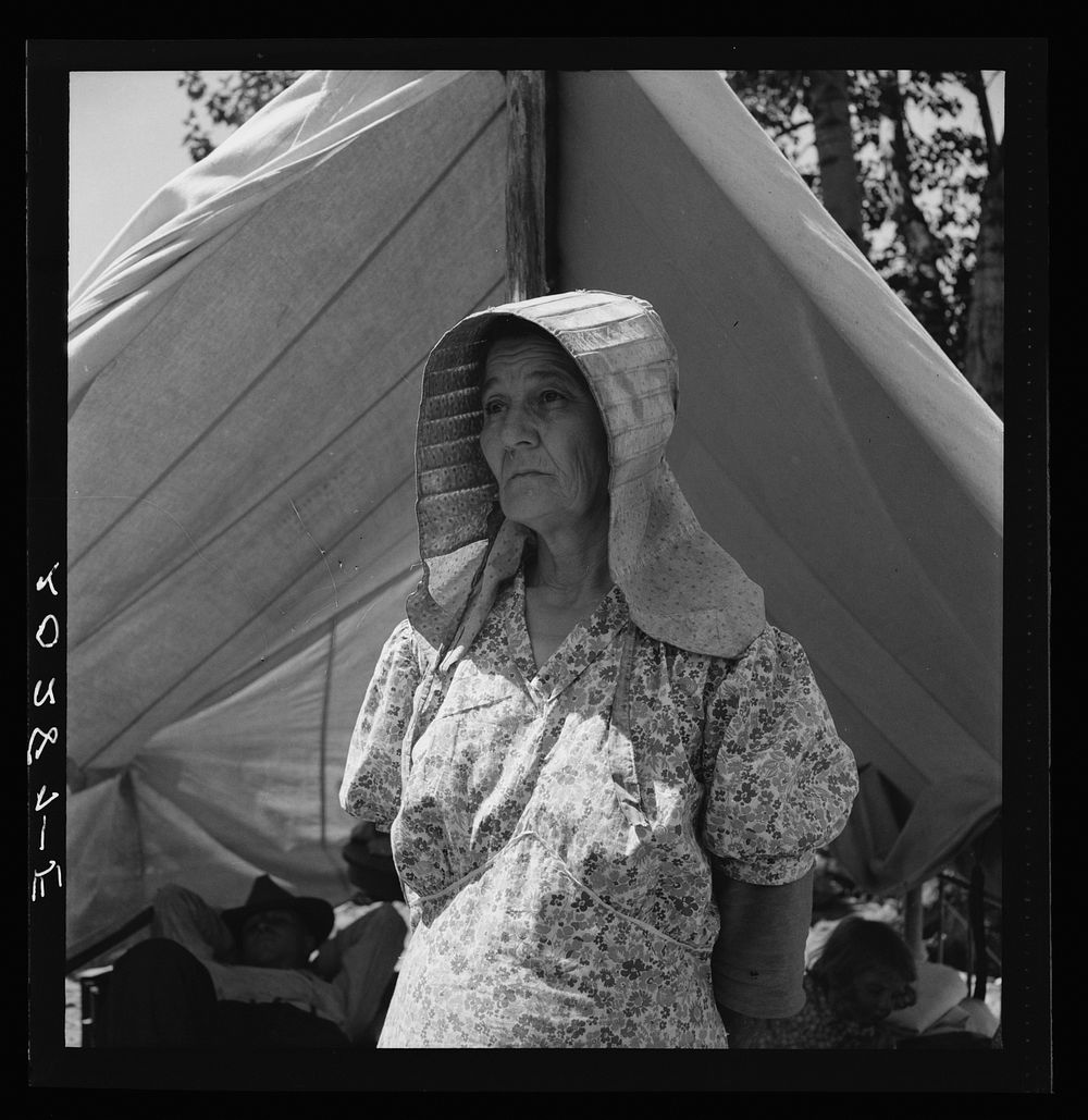 Migratory woman, originally from Texas. Yakima Valley, Washington. Sourced from the Library of Congress.
