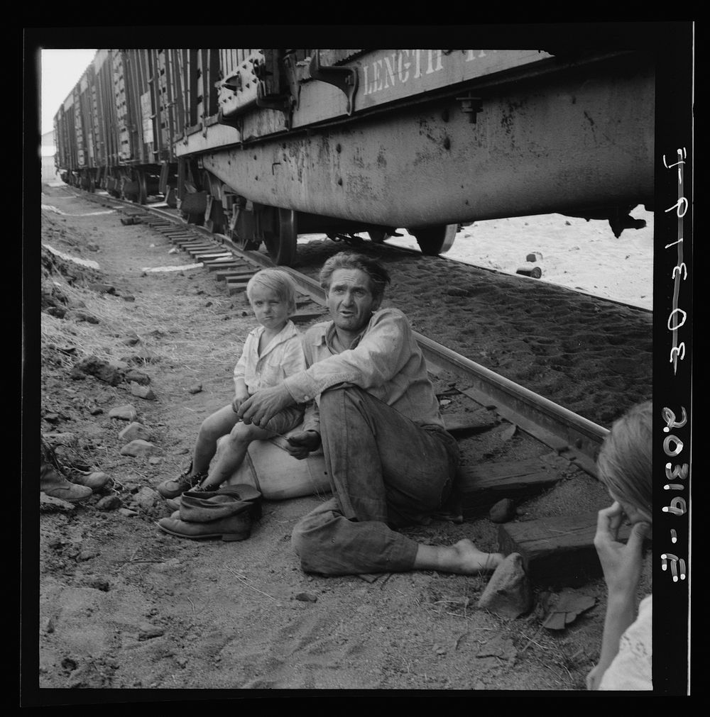 His family traveled with him on the freights. Washington, Toppenish, Yakima Valley. Sourced from the Library of Congress.