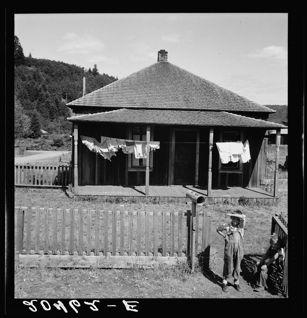 [Untitled photo, possibly related to: Washington, western, Thurston County. Malone Company house in abandoned mill village…