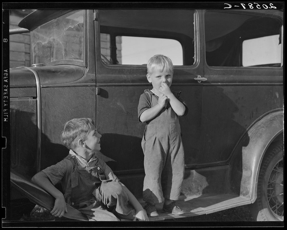 Untitled photo, possibly related to: Bean pickers' children came from Kansas, Nebraska, South Dakota, California, Missouri.…