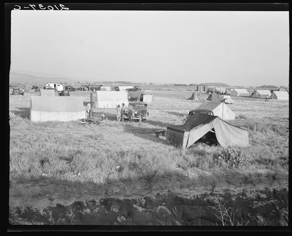 FSA/8b34000/8b34800\8b34892a.tif. Sourced from the Library of Congress.