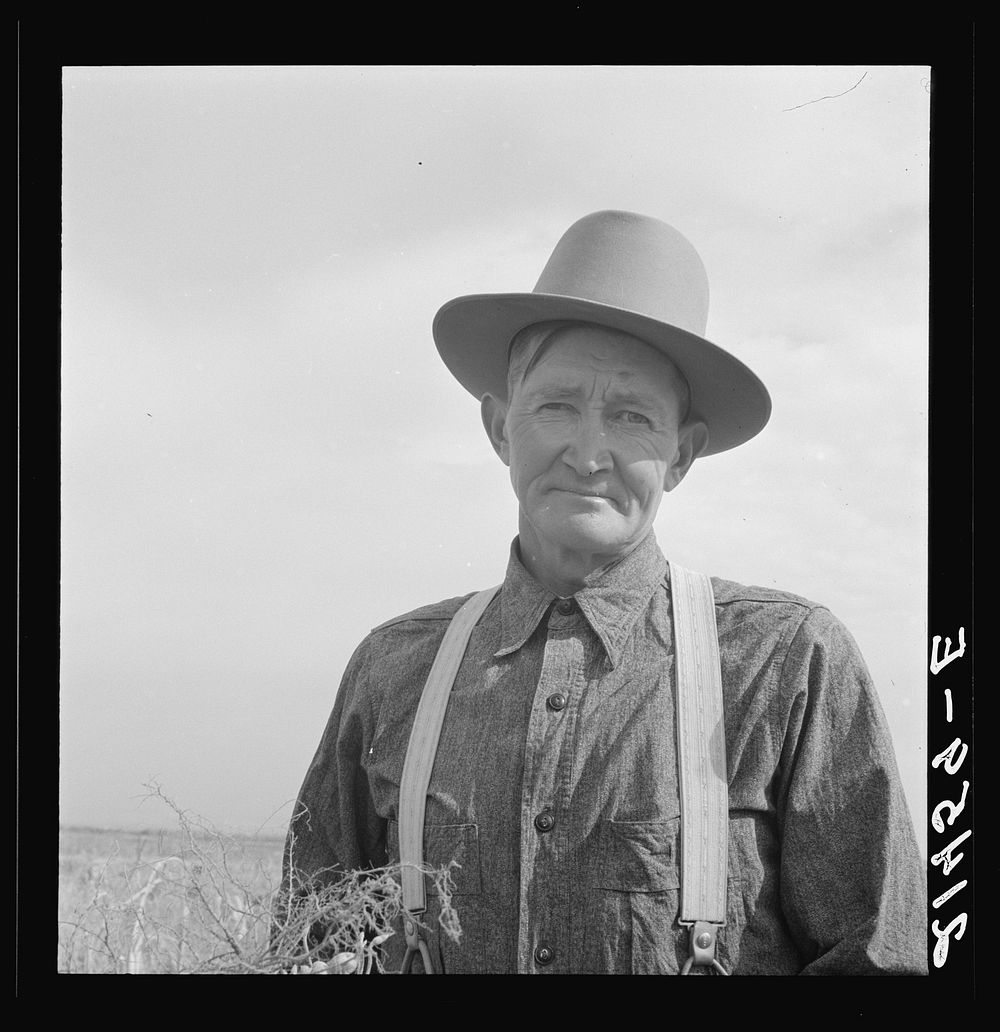 [Untitled photo, possibly related to: Mr. Wardlow, drought area farmer, adjusting to a Western farm. Dead Ox Flat, Malheur…