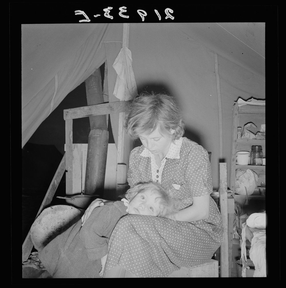 [Untitled photo, possibly related to: Young mother, aged twenty-two, has one little girl three years old. Merrill, Klamath…
