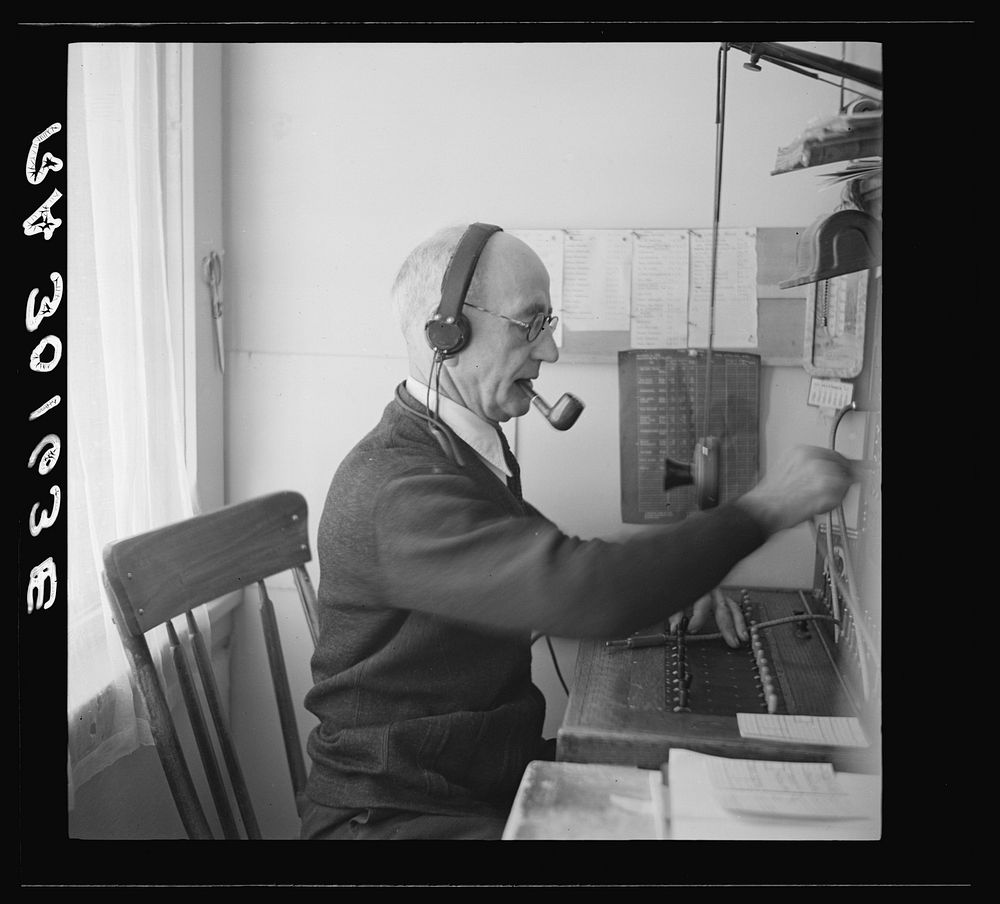 Telephone operators. Littlefork, Minnesota by Russell Lee