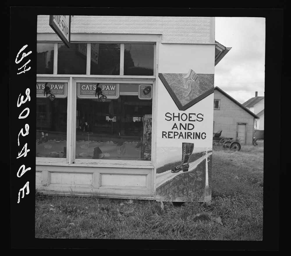 Shoe store at Tower, Minnesota by Russell Lee